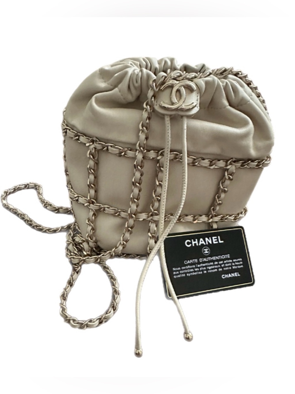 Chanel CC Bucket Bag Drawstring Cream Leather Gold Chain Crossbody | Authentic - Picture 4 of 9